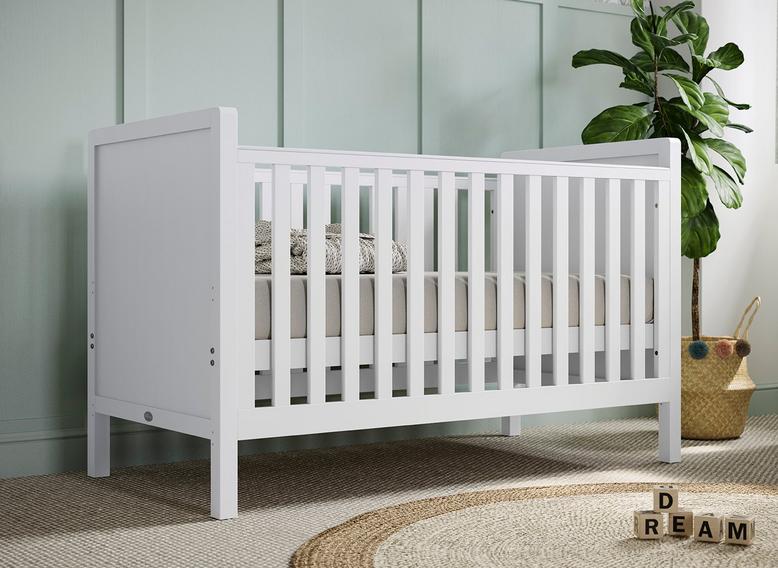 How To Choose Your Child's First Toddler Bed