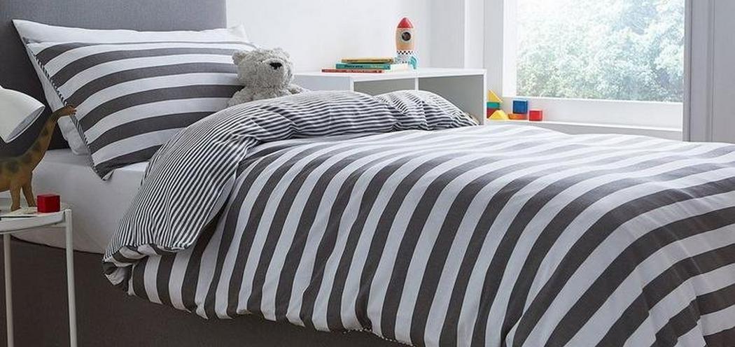 Kids bedding