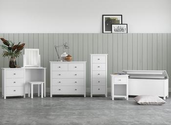 Woodbridge furniture collections