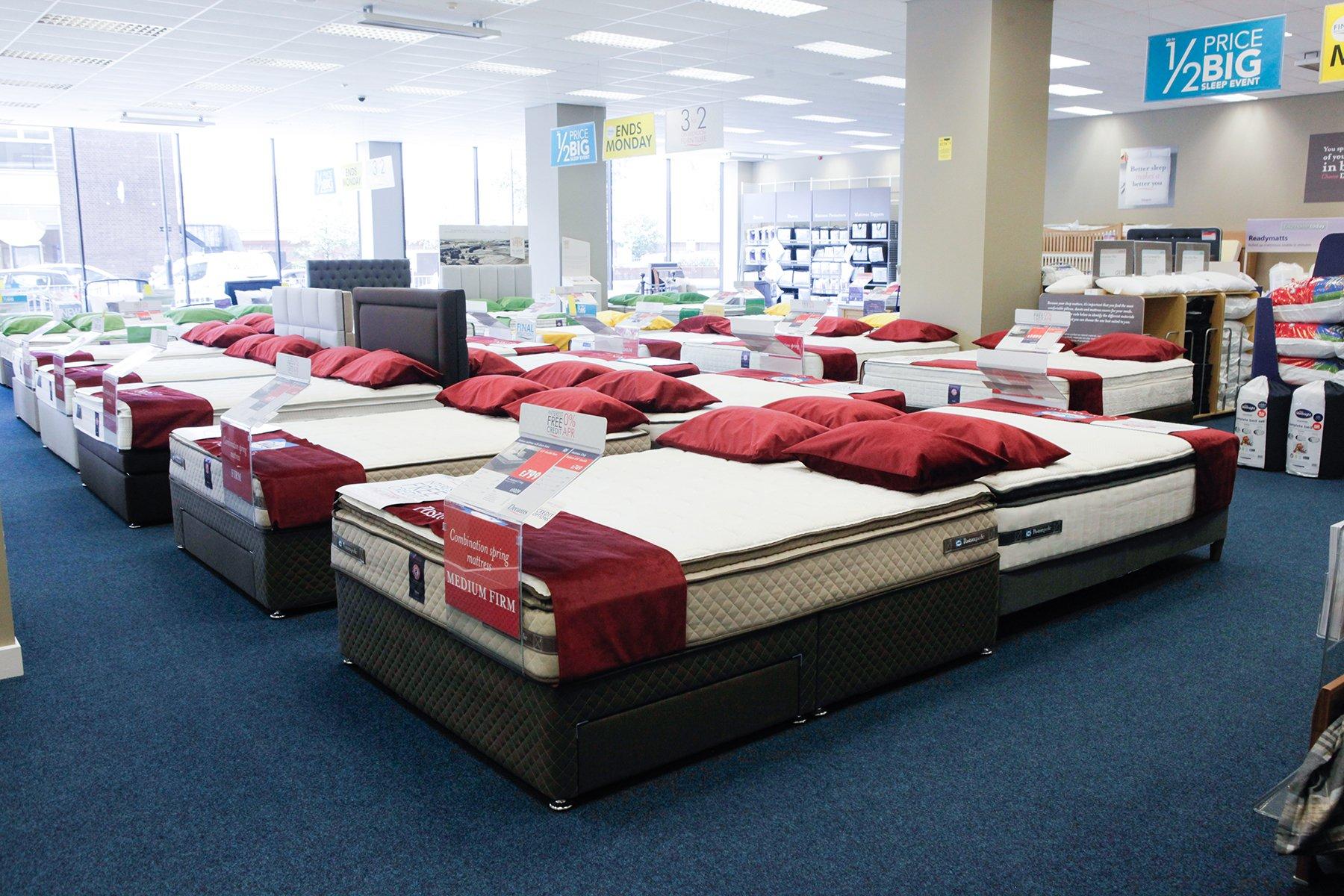 Shop beds near deals me