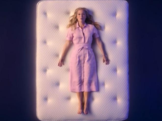 Gillian Anderson on mattress